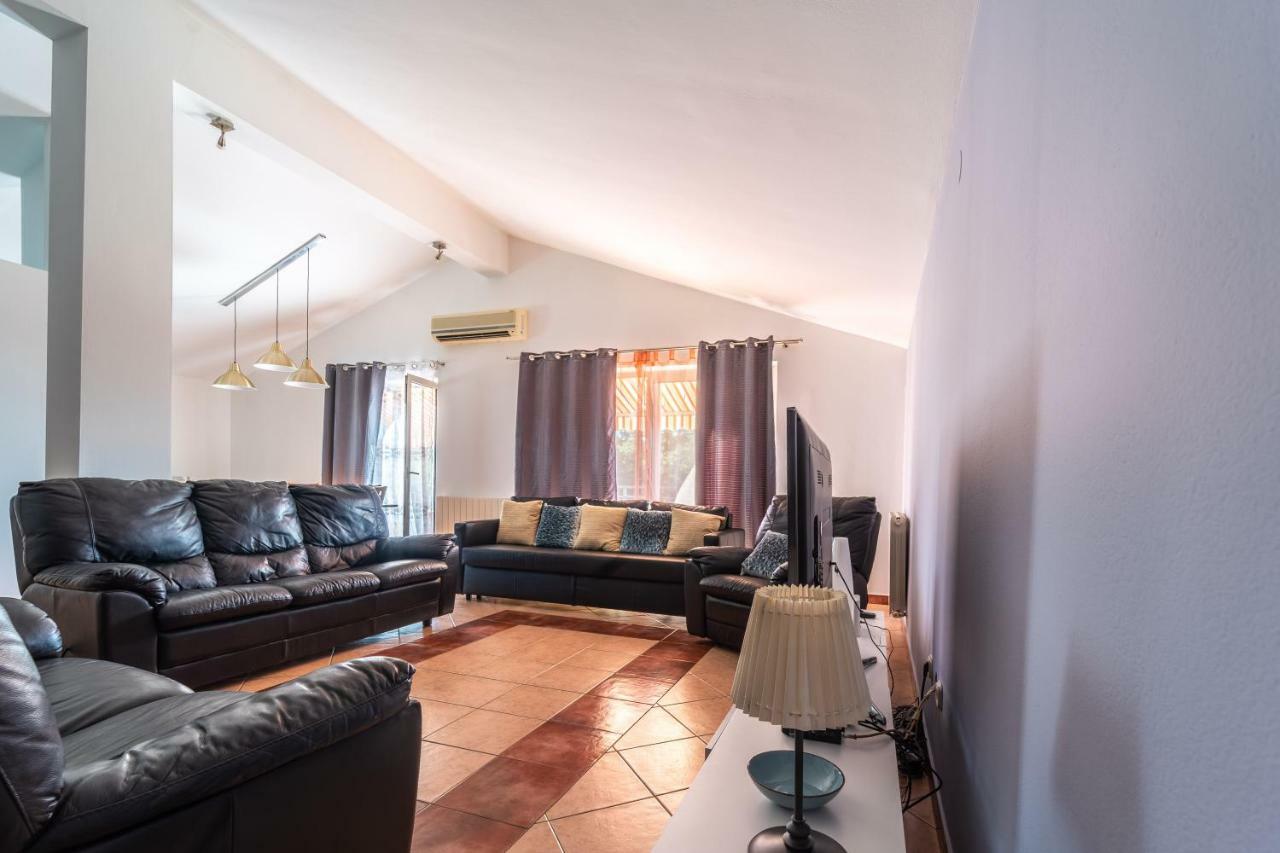 Apartman Debora Sa Privatnim Bazenom Pula Exteriér fotografie
